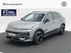 Volkswagen T-Roc - R-Line First Edition 1.5 150 PK | Trekhaak | Panoramadak | 360 Camera | Head-Up | Elektris