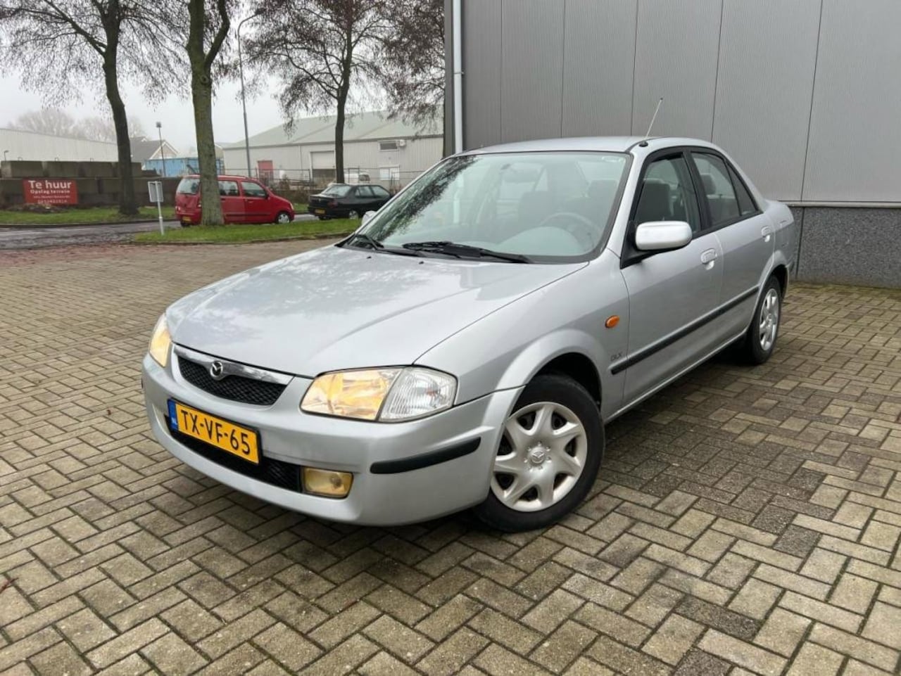 Mazda 323 - 1.5 GLX 146.073 KM Airco - AutoWereld.nl
