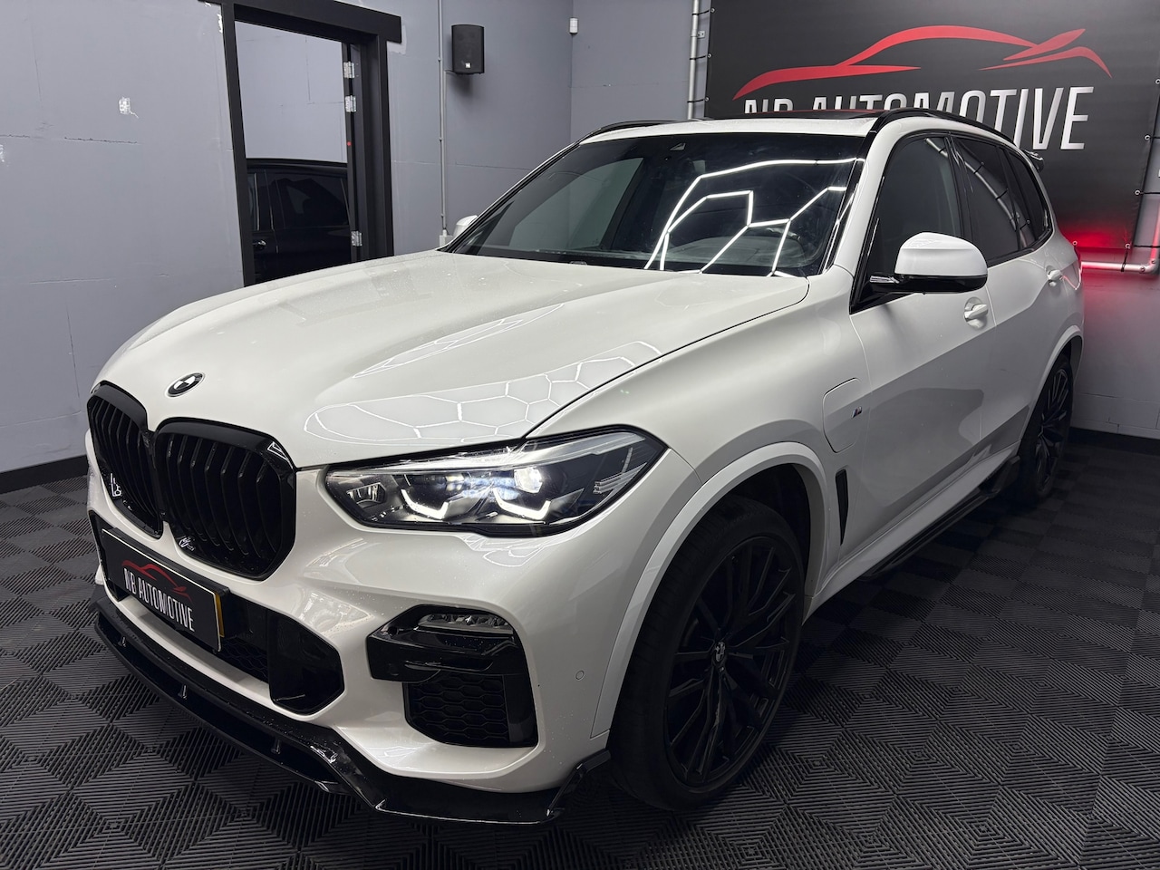 BMW X5 - XDrive45e High Executive - AutoWereld.nl