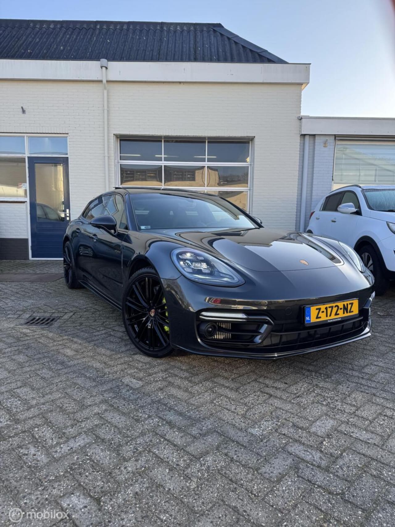 Porsche Panamera - 2.9 4 E-Hybrid Platinum Edition 2.9 4 E-Hybrid Platinum Edition - AutoWereld.nl