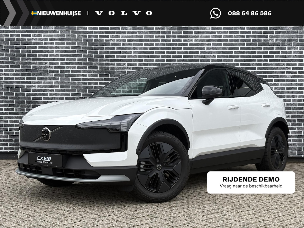 Volvo EX30 Cross Country - Twin Motor Performance Ultra 69 kWh | Google | Long Range | 4x4 | Adaptieve Cruise | Stoel - AutoWereld.nl
