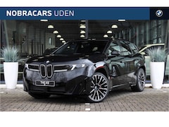 BMW iX3 - 50 xDrive M Sport / Panoramadak / Trekhaak / Sportstoelen / Parking Assistant Professional