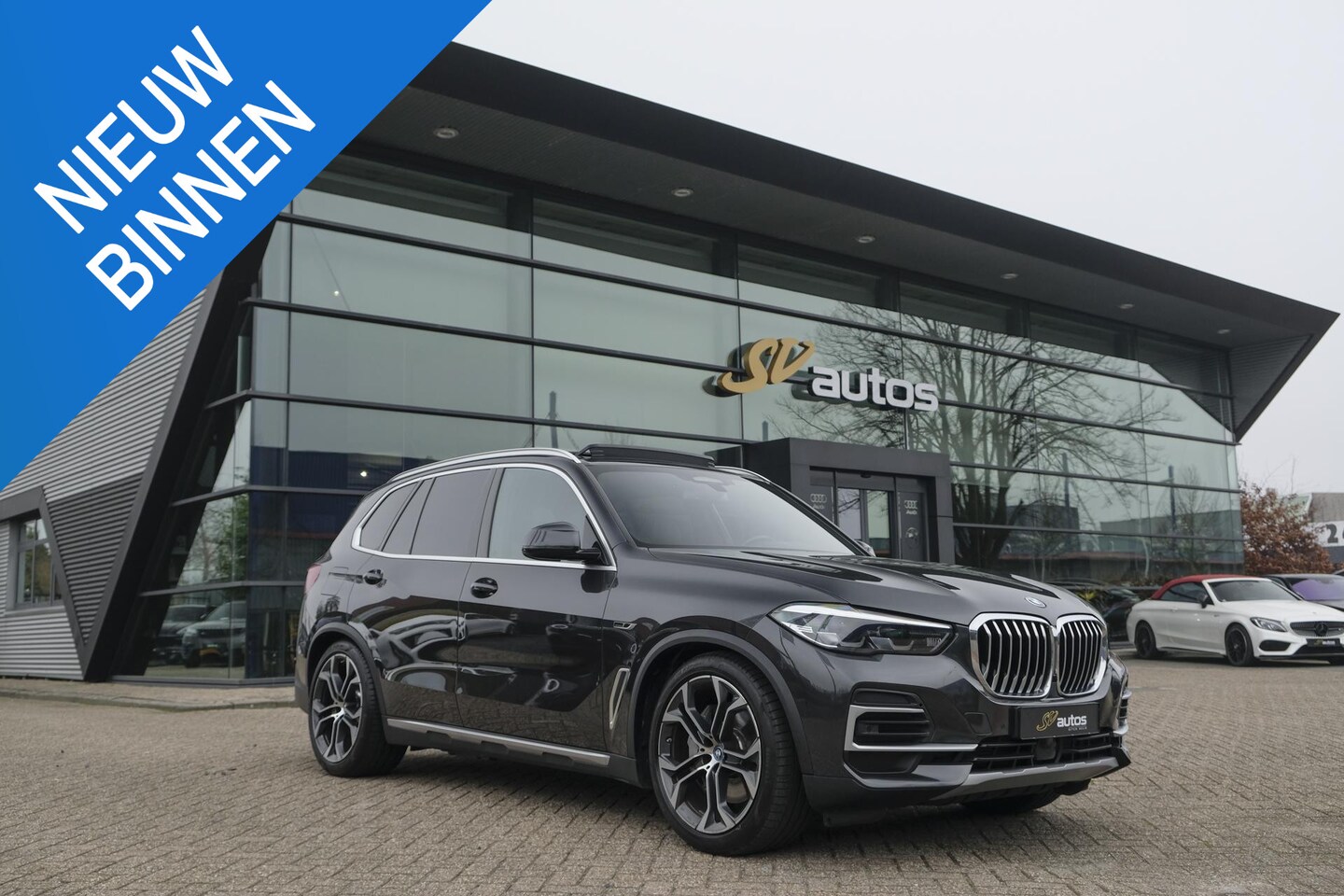 BMW X5 - xDrive45e Executive Panoramadak *BTW* Luchtvering Head-up Sportstoelen leder 21" LMV - AutoWereld.nl