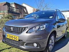 Peugeot 2008 - 1.2 PureTech Allure Trekhaak, Sportvelgen