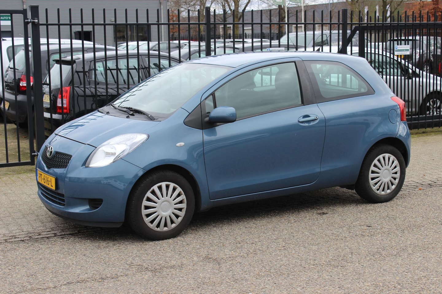 Toyota Yaris - 1.3 VVT-i Terra 1.3 VVTi Terra, Airco! - AutoWereld.nl