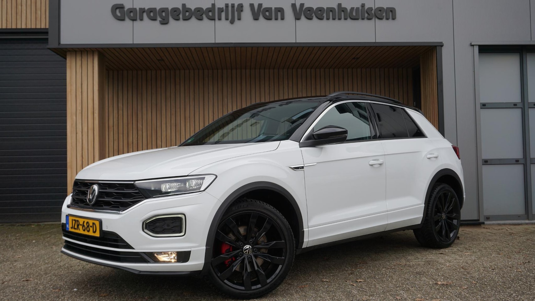 Volkswagen T-Roc - 1.5 TSI 150pk DSG 2x R-Line Virtual Cockpit Beats 19inch LM Suzuka LED Adaptive Cruise *1e - AutoWereld.nl