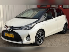 Toyota Yaris - 1.5 Hybrid Dynamic Bi-Tone Automaat Wit Navi