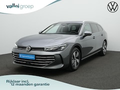 Volkswagen Passat Variant - 1.5 eHybrid 204 pk Business | Trekhaak | Head-up display | Stuur-/stoelverwarming | Achter