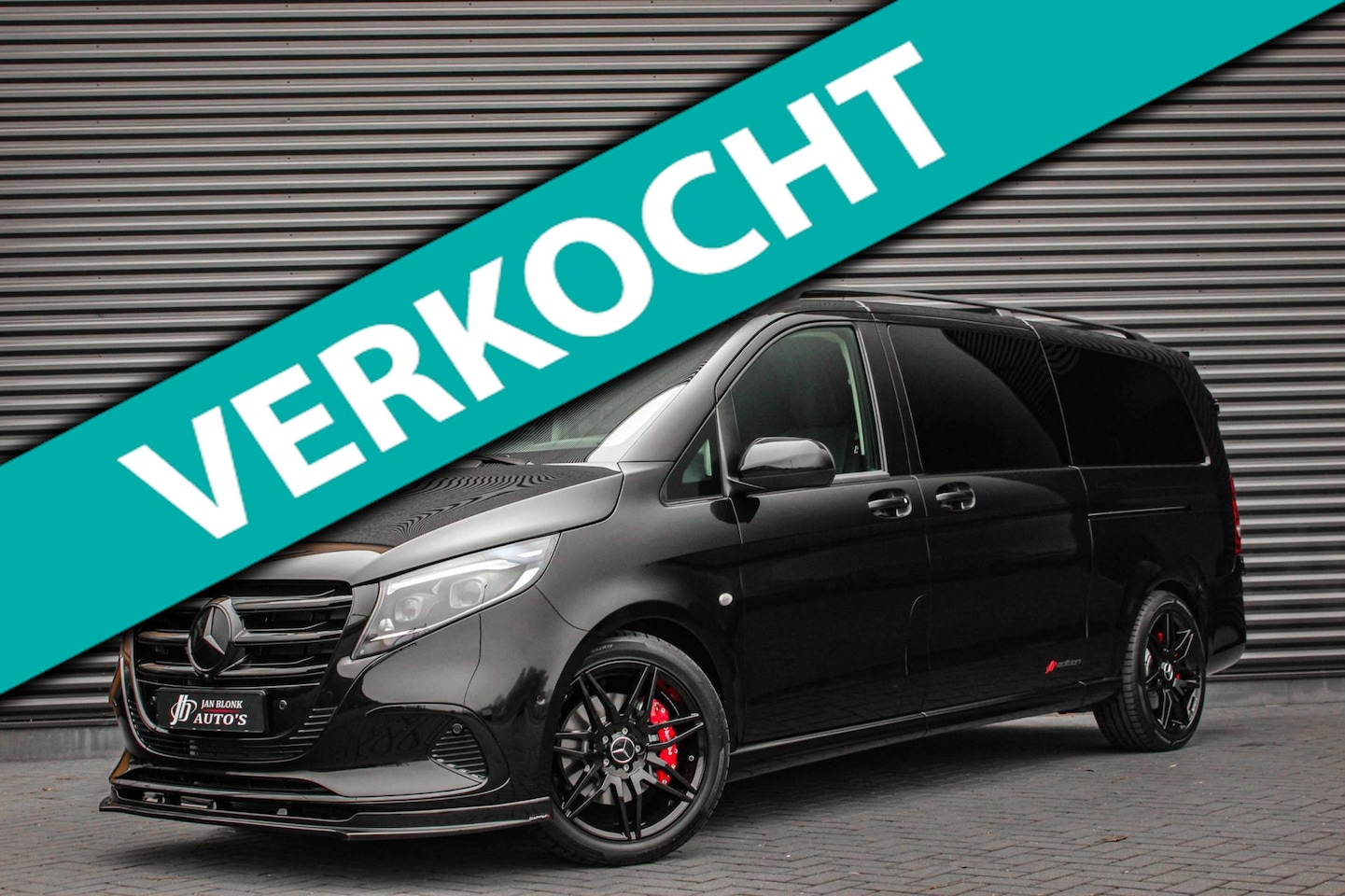 Mercedes-Benz Vito - 119 CDI L3 SPORT DUBBEL CABINE / DC / BPM VRIJ / FULL BLACK / 2X SCHUIFDEUREN / AMG / VERL - AutoWereld.nl