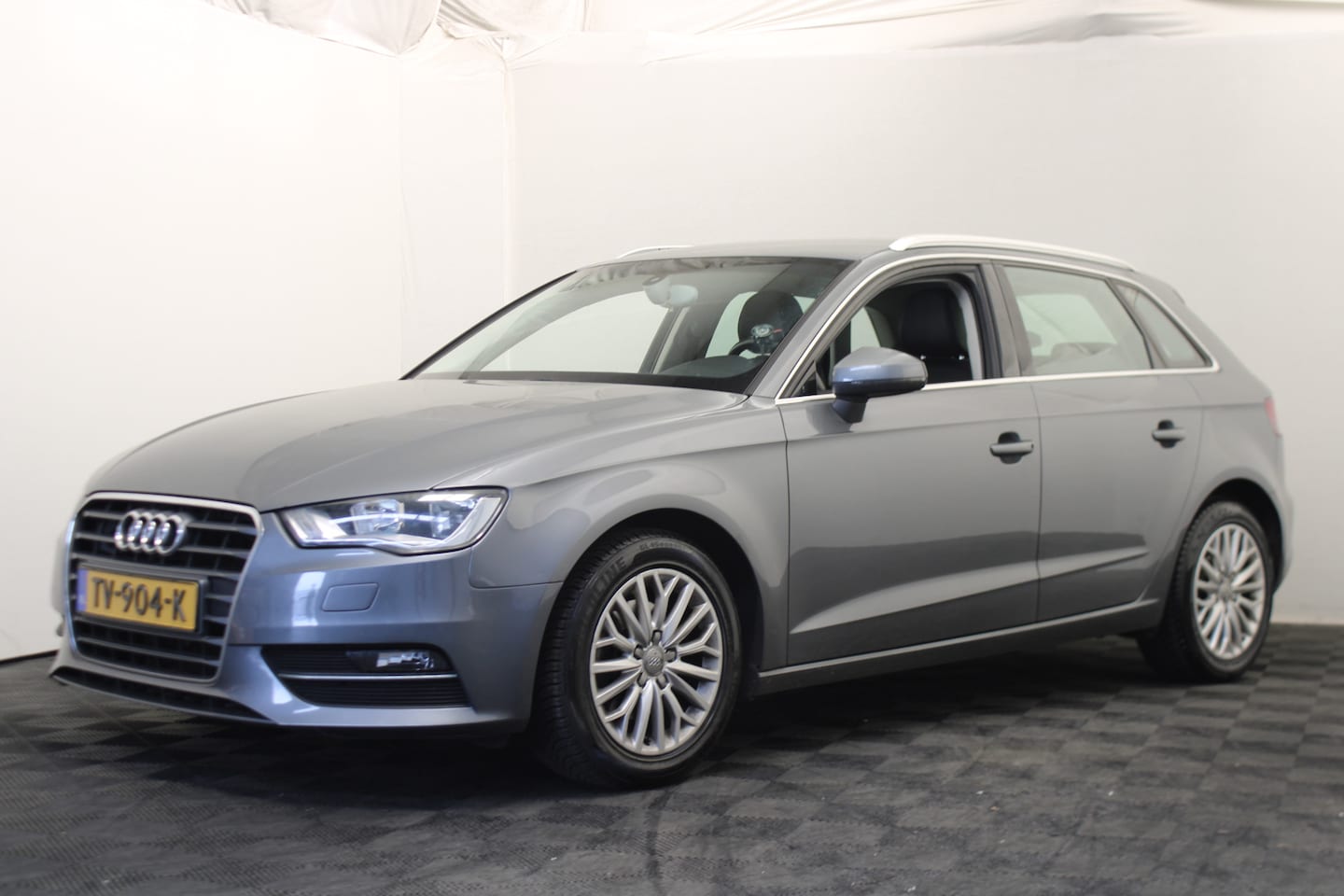 Audi A3 Sportback - 1.2 TFSI Ambition Pro Line plus 1.2 TFSI Ambition Pro Line plus - AutoWereld.nl