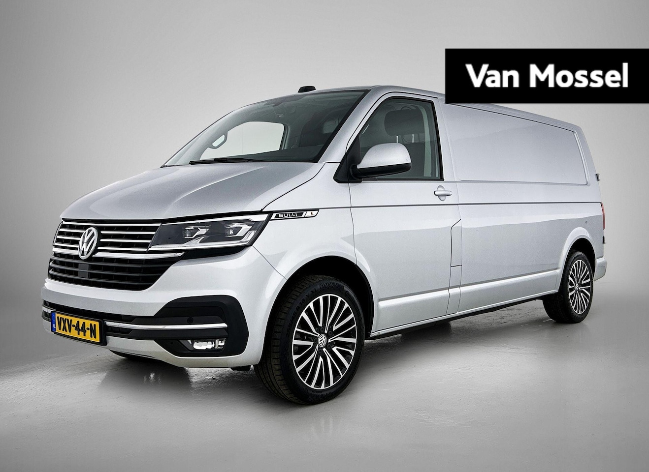 Volkswagen Transporter - 2.0 TDI L2H1 204PK | Automaat | Multifunctioneel Stuurwiel | Adaptive Cruise Control | Tre - AutoWereld.nl