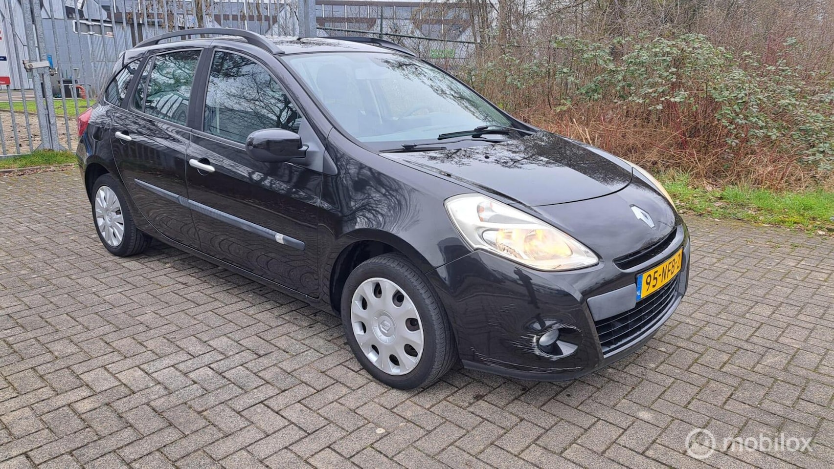 Renault Clio Estate - 1.2-16V Sélection Business 1.2-16V Sélection Business - AutoWereld.nl