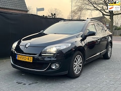 Renault Mégane Estate - 1.5 dCi Bose Navi Clima Cruise Leer Panoramadak Trekhaak