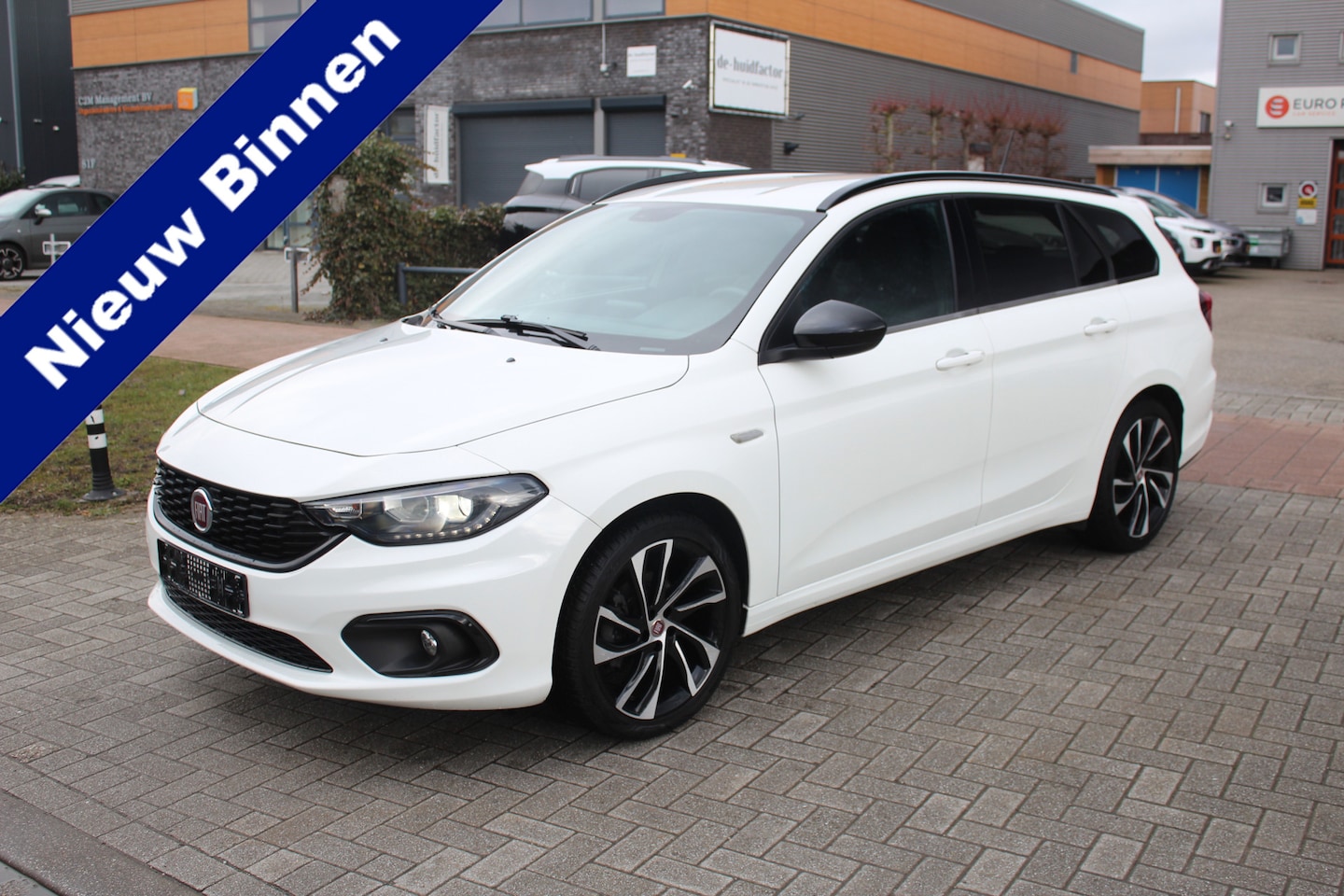 Fiat Tipo Stationwagon - 1.4 Turbo S-Design Clima-Leder-Cruise-Navi- - AutoWereld.nl