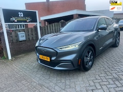 Ford Mustang Mach-E - Extended RWD 98 kWh STUURVERWARMING STOELVERWARMING GROOT SCHERM