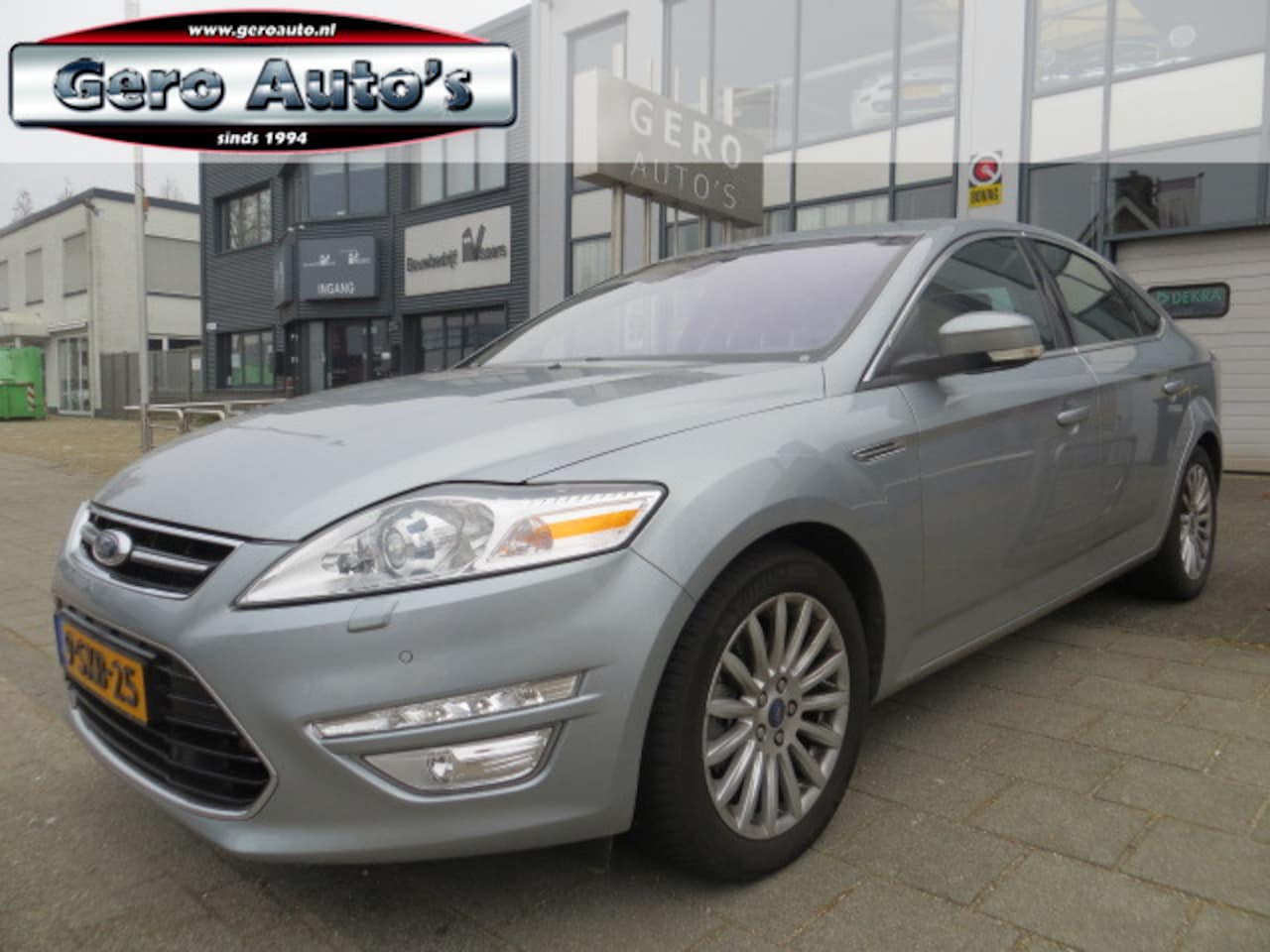 Ford Mondeo - 1.6 EcoBoost Platinum 122 dkm nl-auto unieke auto ,in nieuwstaat ! vol extra`s - AutoWereld.nl