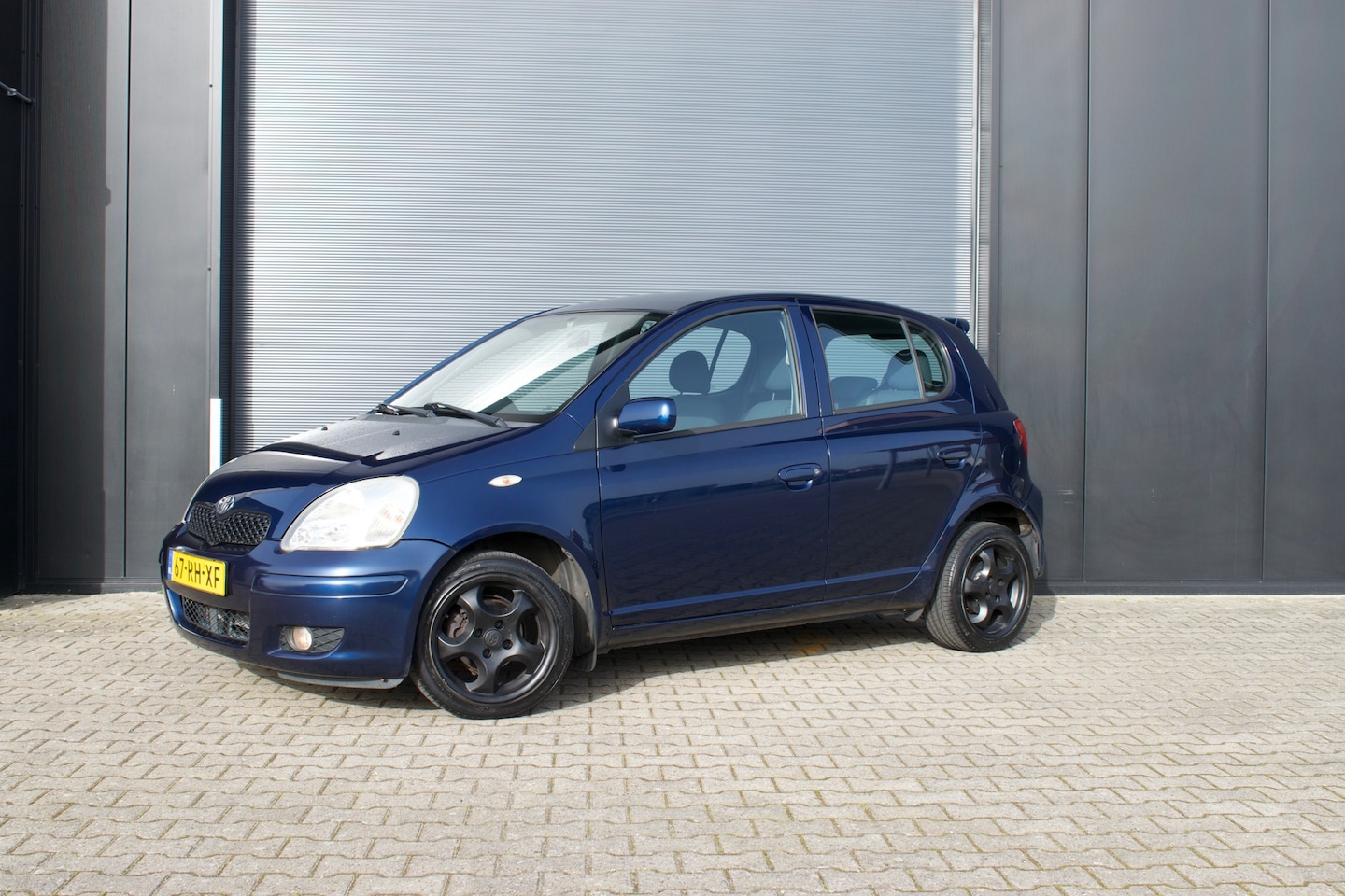 Toyota Yaris - 1.3 VVT-i Lage kilometerstand - AutoWereld.nl