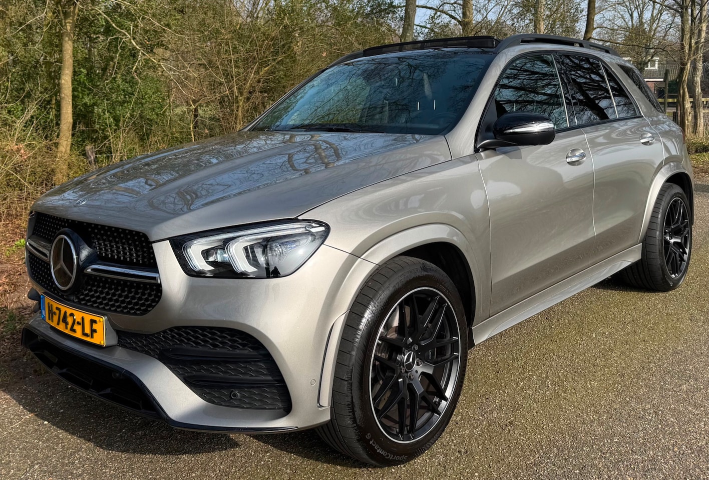 Mercedes-Benz GLE-Klasse - 450 4MATIC AMG PANO BURMEISTER TREKHAAk LUCHTVERING - AutoWereld.nl
