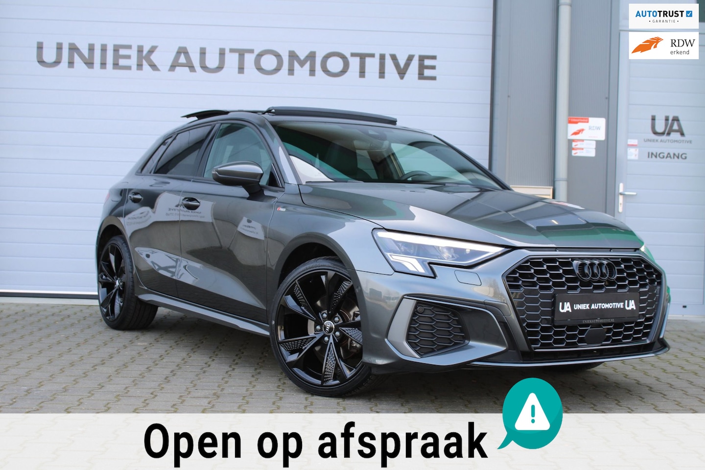 Audi A3 Sportback - 40 TFSI e S EDITION | S-LINE | PANO | ELEKTR. ACHTERKLEP | LED-MATRIX | S-TRONIC | HALFLED - AutoWereld.nl