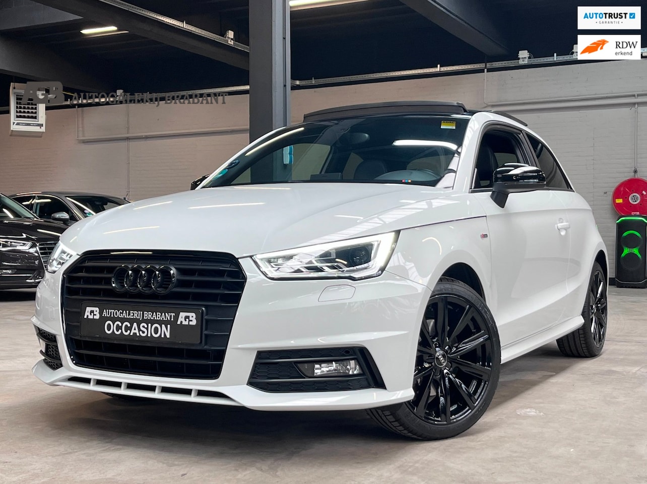 Audi A1 - 1.4 TFSI S-Line Sport Pano/Led/Leder/Naci/Cruise - AutoWereld.nl