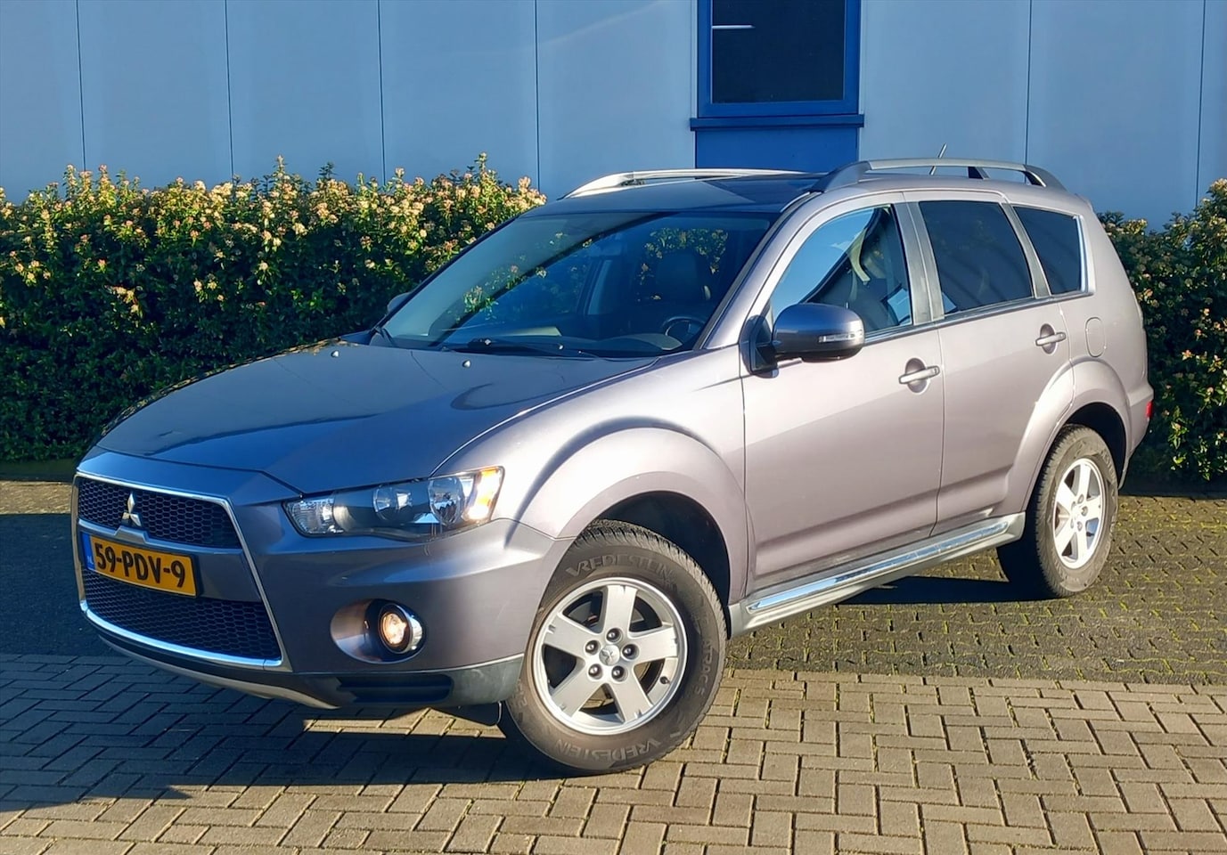 Mitsubishi Outlander - 2.0 147pk 2WD Intro Edition - AutoWereld.nl