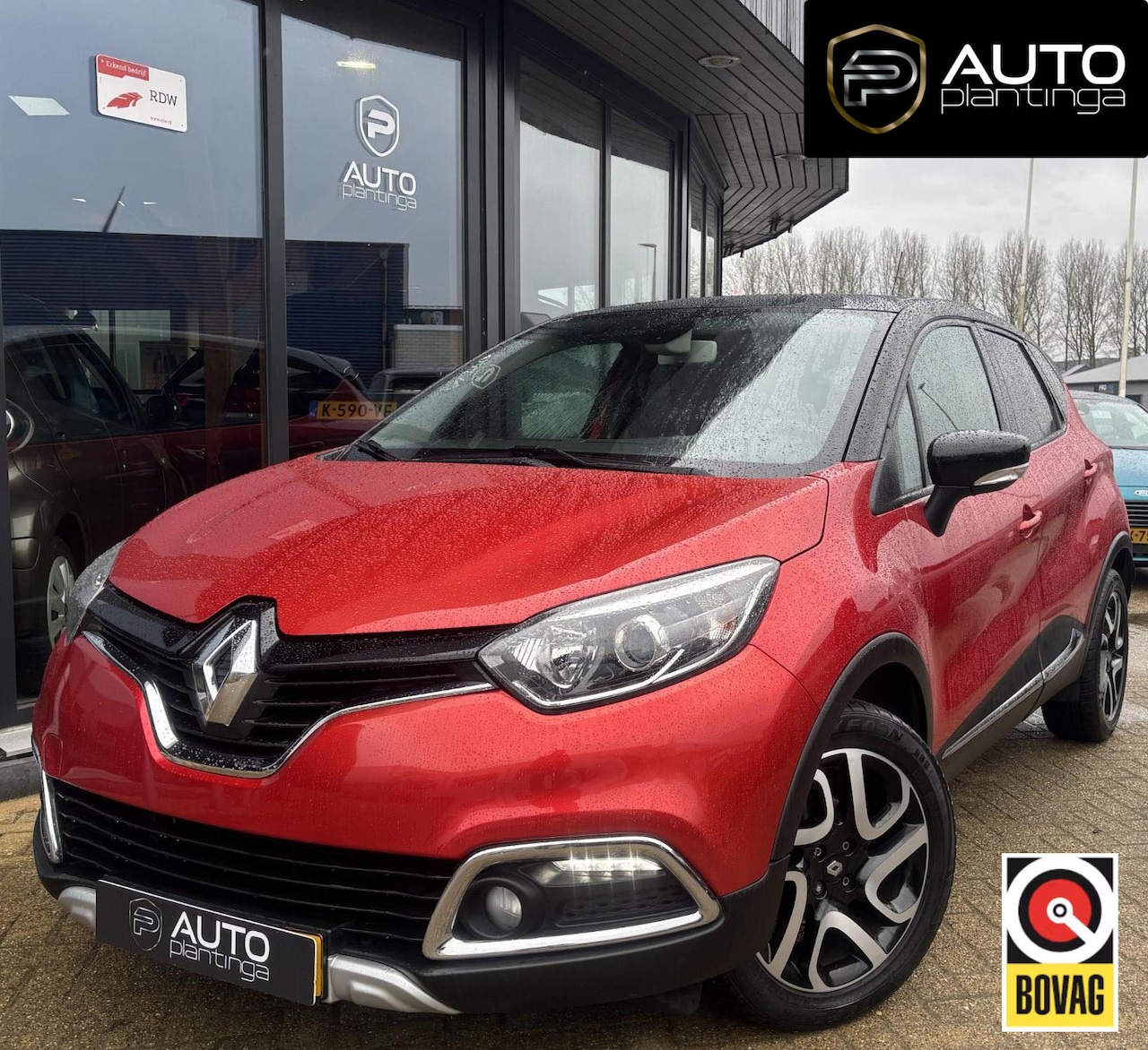 Renault Captur - 0.9 TCe Helly Hansen 90PK | ZEER LUXE | NL AUTO | Achteruitrijcamera | 2e Eigenaar | Parke - AutoWereld.nl