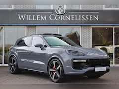 Porsche Cayenne Electric - 4.0 Turbo E-Hybrid Sport Chrono Pano PASM ACC Zitklima Bose Sound
