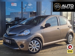 Toyota Aygo - 1.0 VVT-i Now | Nette staat | Airco | 5 deurs | Onderhoudshistorie |