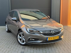 Opel Astra - 1.4 Innovation|Achteruitrijcamera|Keyless|ACC|Parkeerhulp