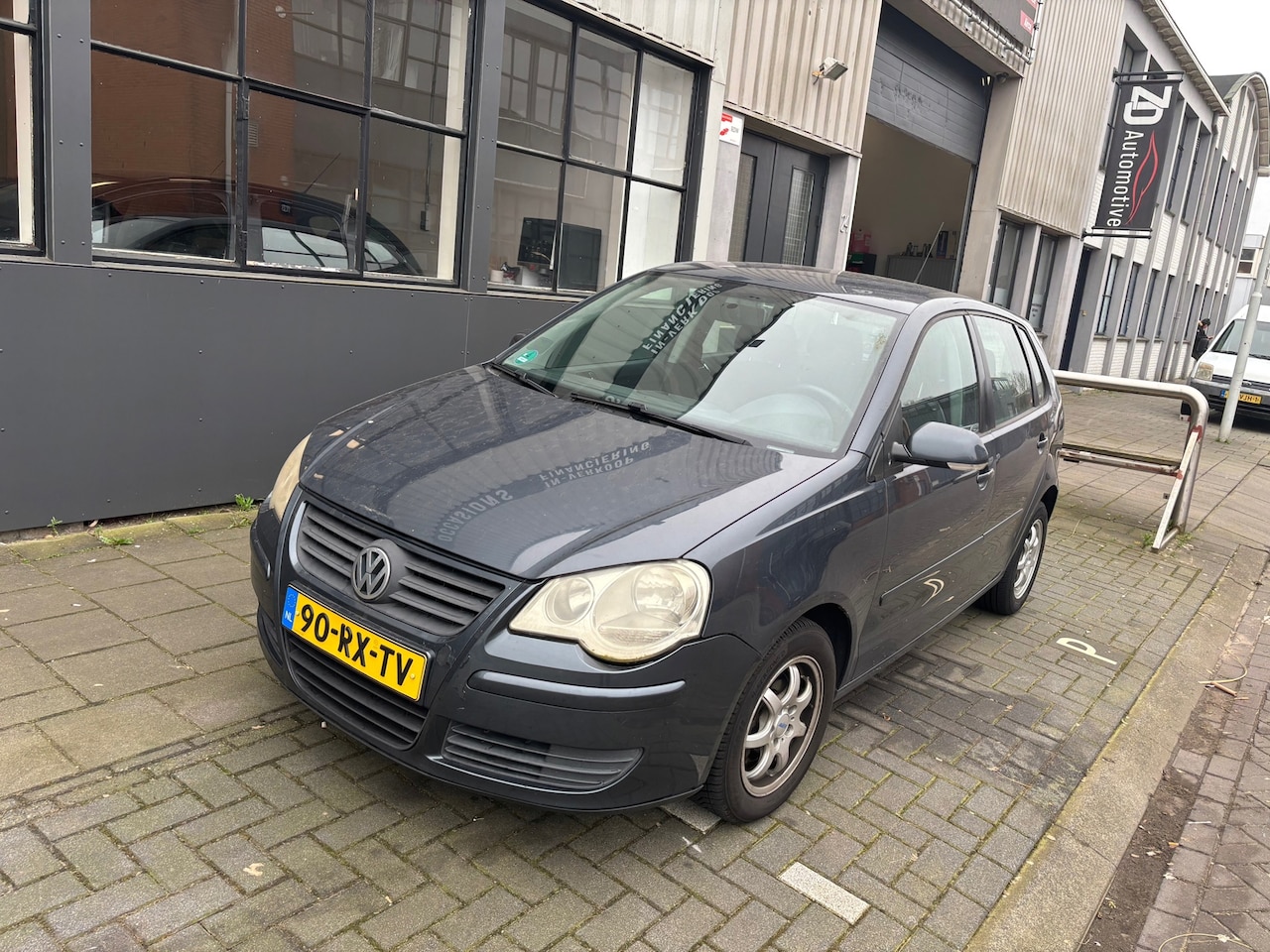 Volkswagen Polo - 1.4-16V Comfortline 1.4-16V Comfortline - AutoWereld.nl