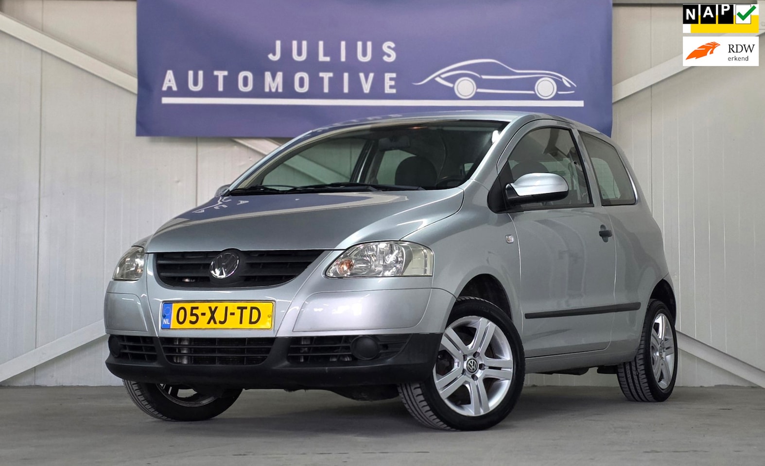 Volkswagen Fox - 1.4 Trendline Airco Garantie Nieuwe APK Mooi! - AutoWereld.nl