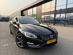 Volvo V60 - 2.0 D4 Summum (bj 2014) AUTOMAAT|LEER|NAVI|VOL