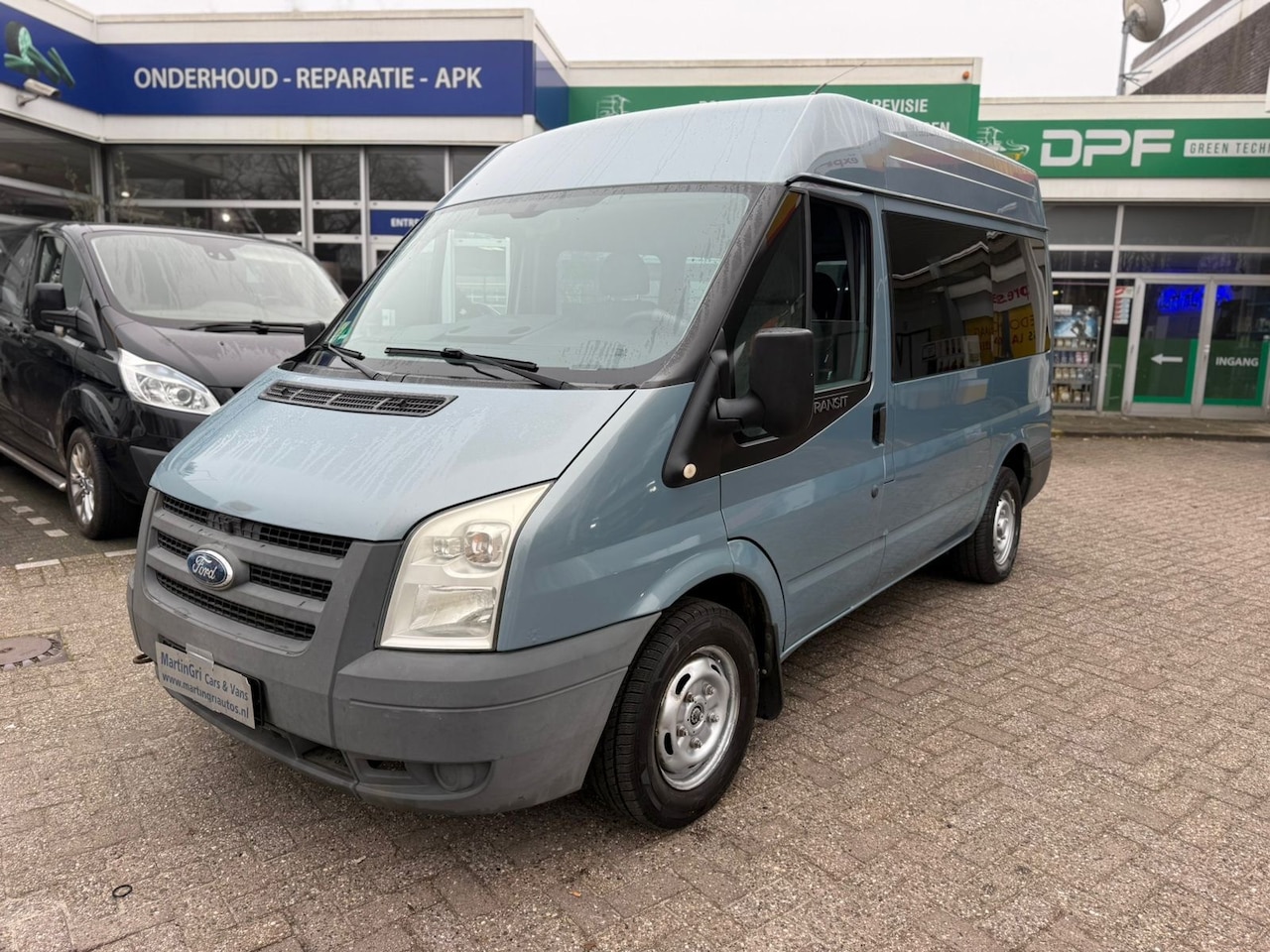 Ford Transit - 300L 2.2 TDCI Passanger 8+1 - AutoWereld.nl