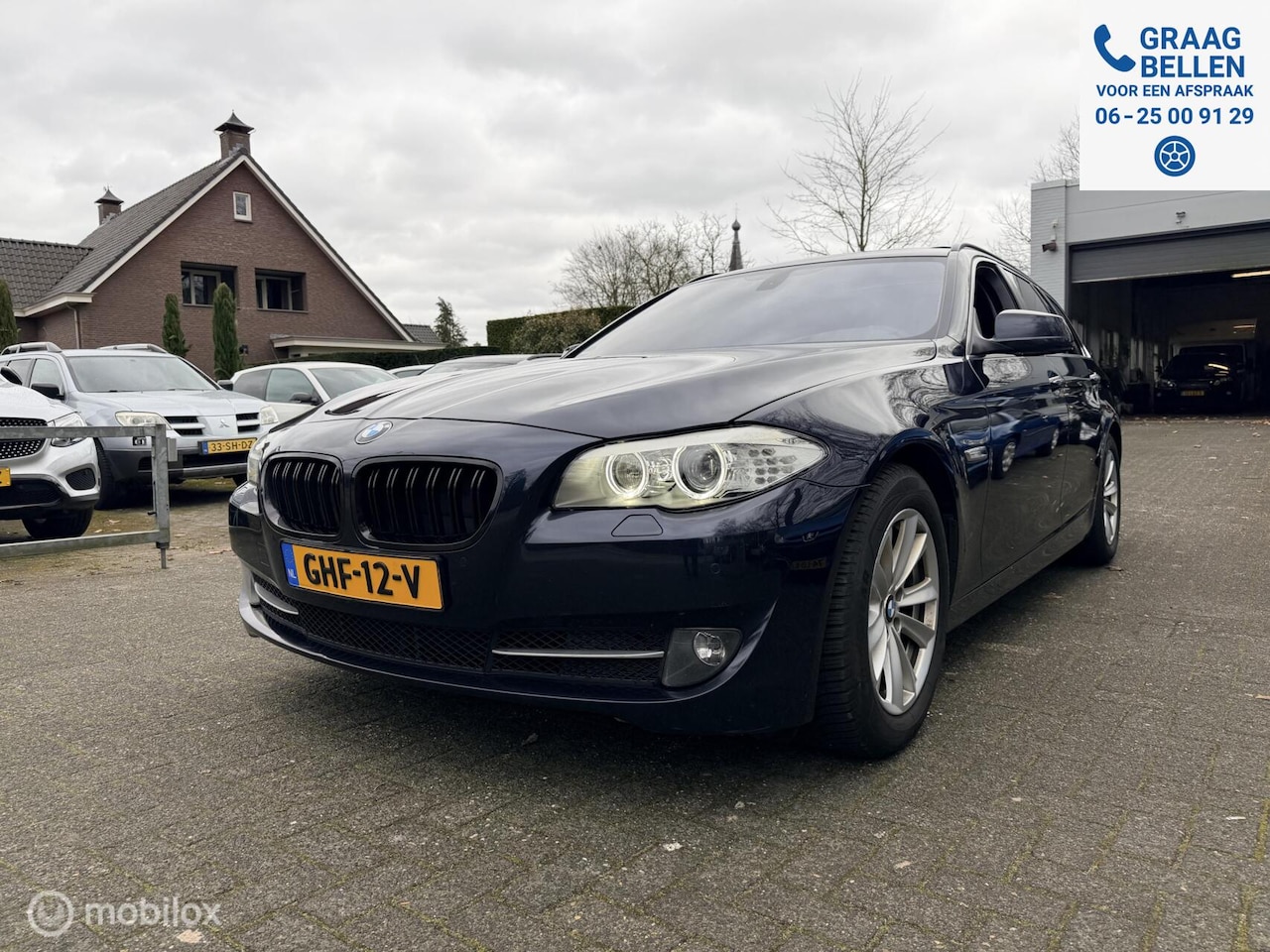BMW 5-serie Touring - 523i High Executive Full Options / Pano-dak / Head-up - AutoWereld.nl
