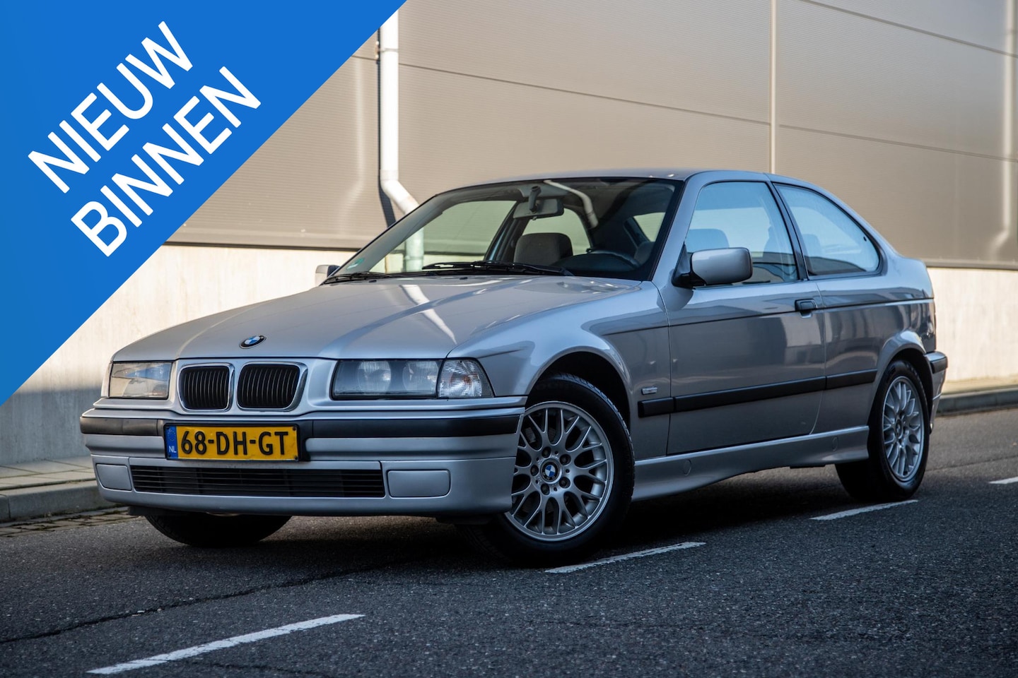 BMW 3-serie Compact - 316i Executive | 137.000KM | Orig. NL | Automaat | Topstaat - AutoWereld.nl