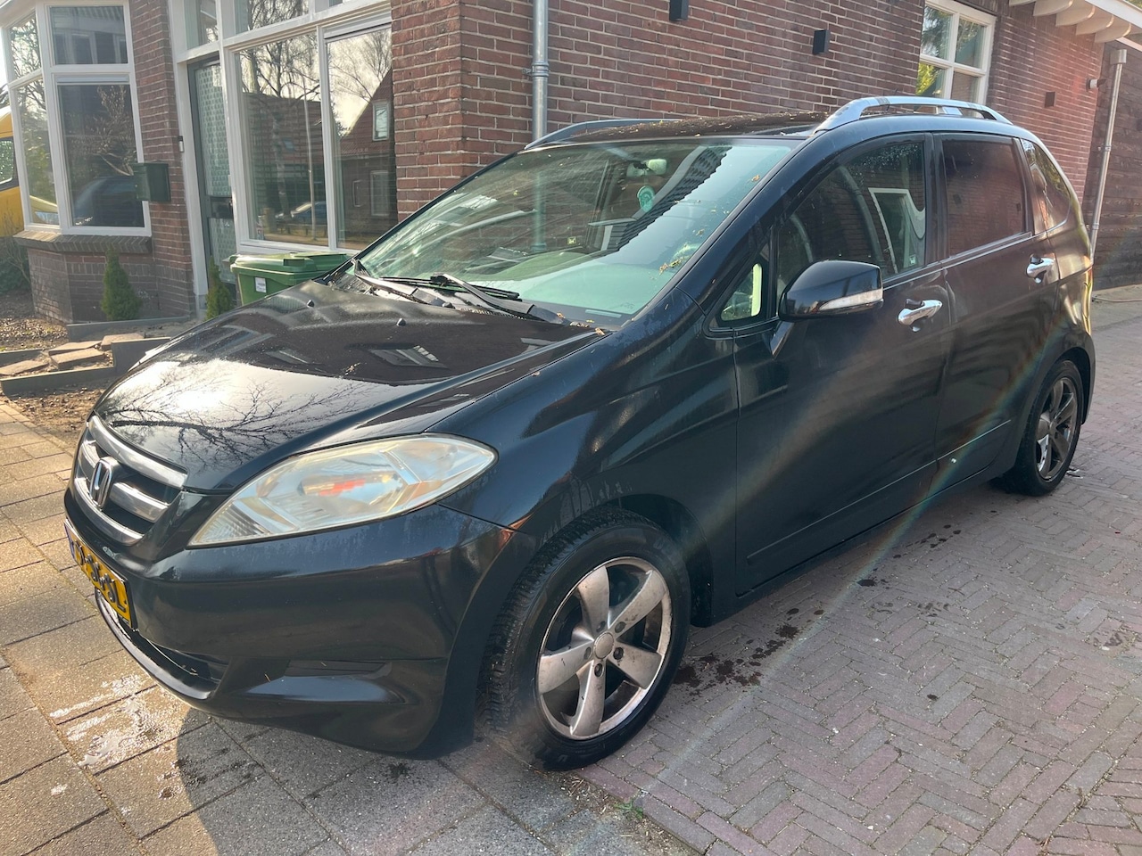 Honda FR-V - 1.7i Comfor AIRCO 6-PERSONEN - AutoWereld.nl