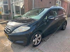 Honda FR-V - 1.7i Comfor AIRCO 6-PERSONEN