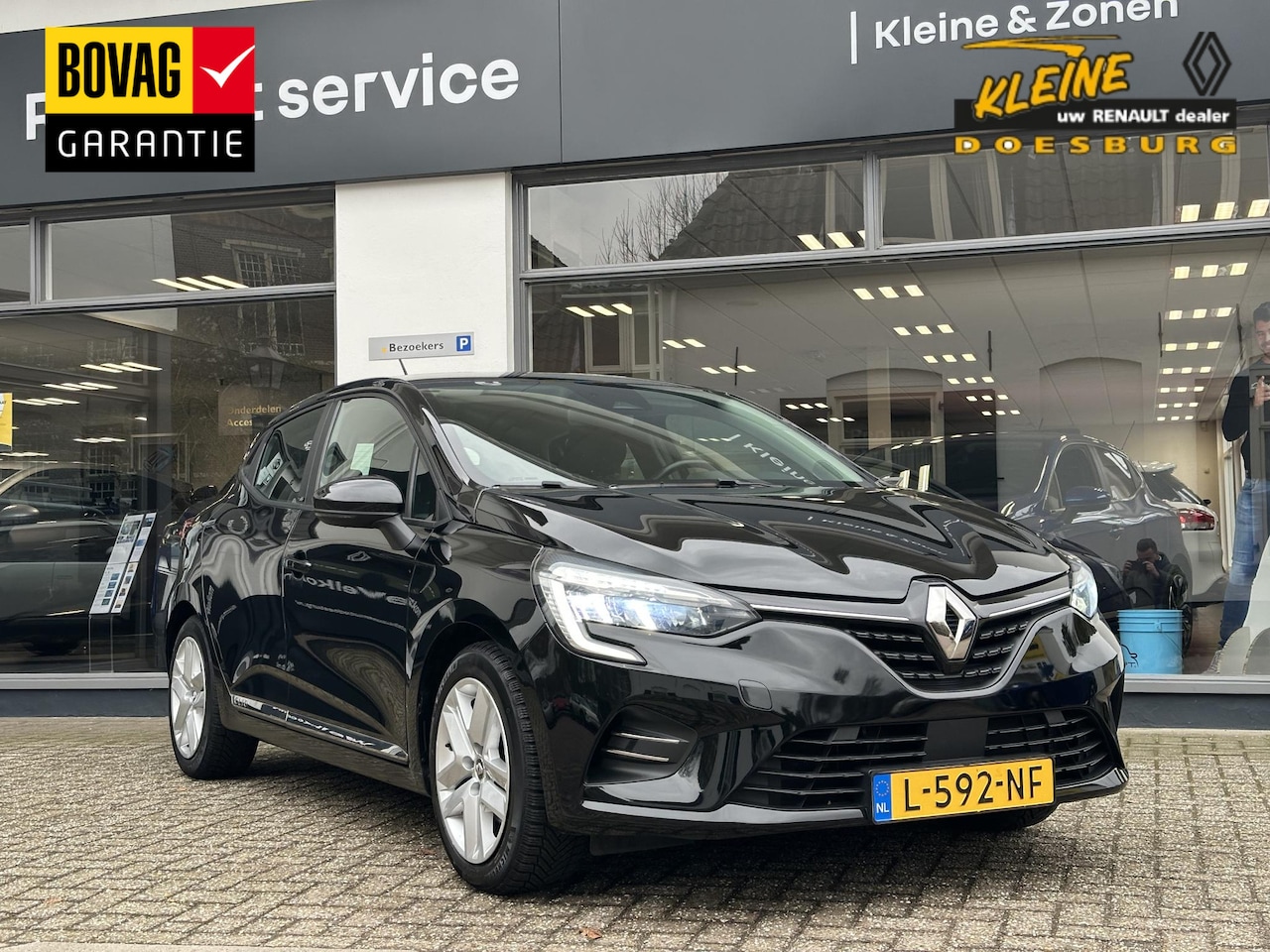 Renault Clio - V 1.6 E-Tech Hybrid 140 Business Zen | Dealeronderhouden | Parkeersensoren achter | Easyli - AutoWereld.nl