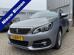 Peugeot 308 SW - 1.2 PureTech Blue Lease Premium