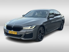 BMW 5-serie - 530e High Exe. M Sport / Camera / Head-up / Leder / 20'' / Harman Kardon / Navigatie / Dod