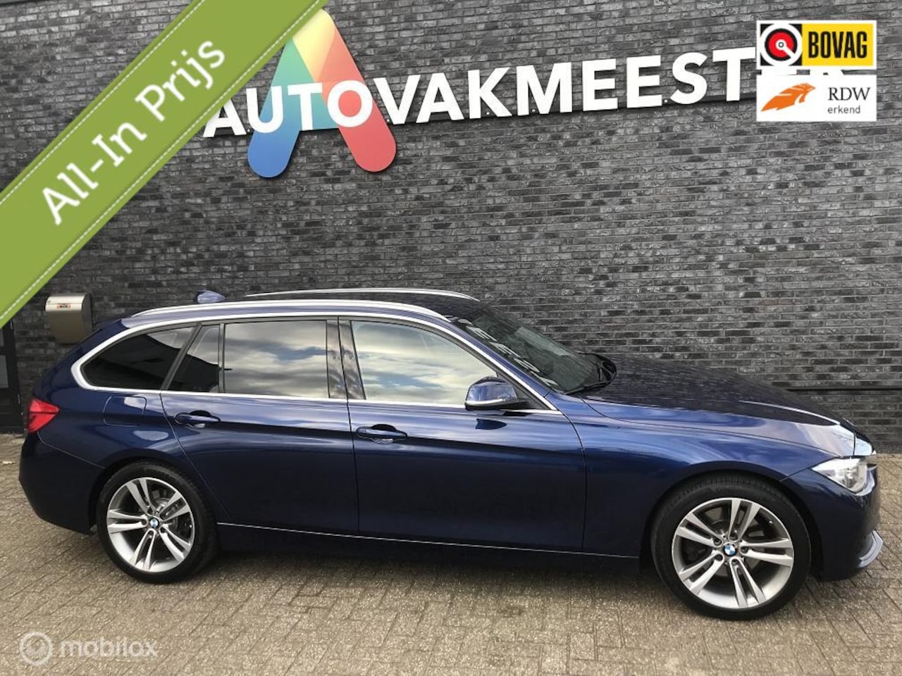 BMW 3-serie Touring - 330i Edition Sport Line Shadow High Executive - AutoWereld.nl