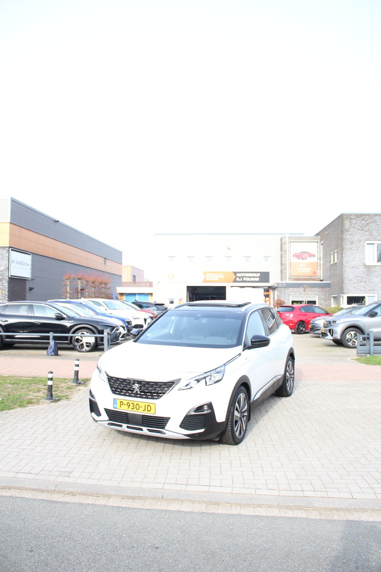Peugeot 3008 - 1.6 HYbrid4 300 PK GT Schuifdak-Leder-Led-Keyless-Dodehoek-Detectie-Memory-Focal SOH 100% - AutoWereld.nl
