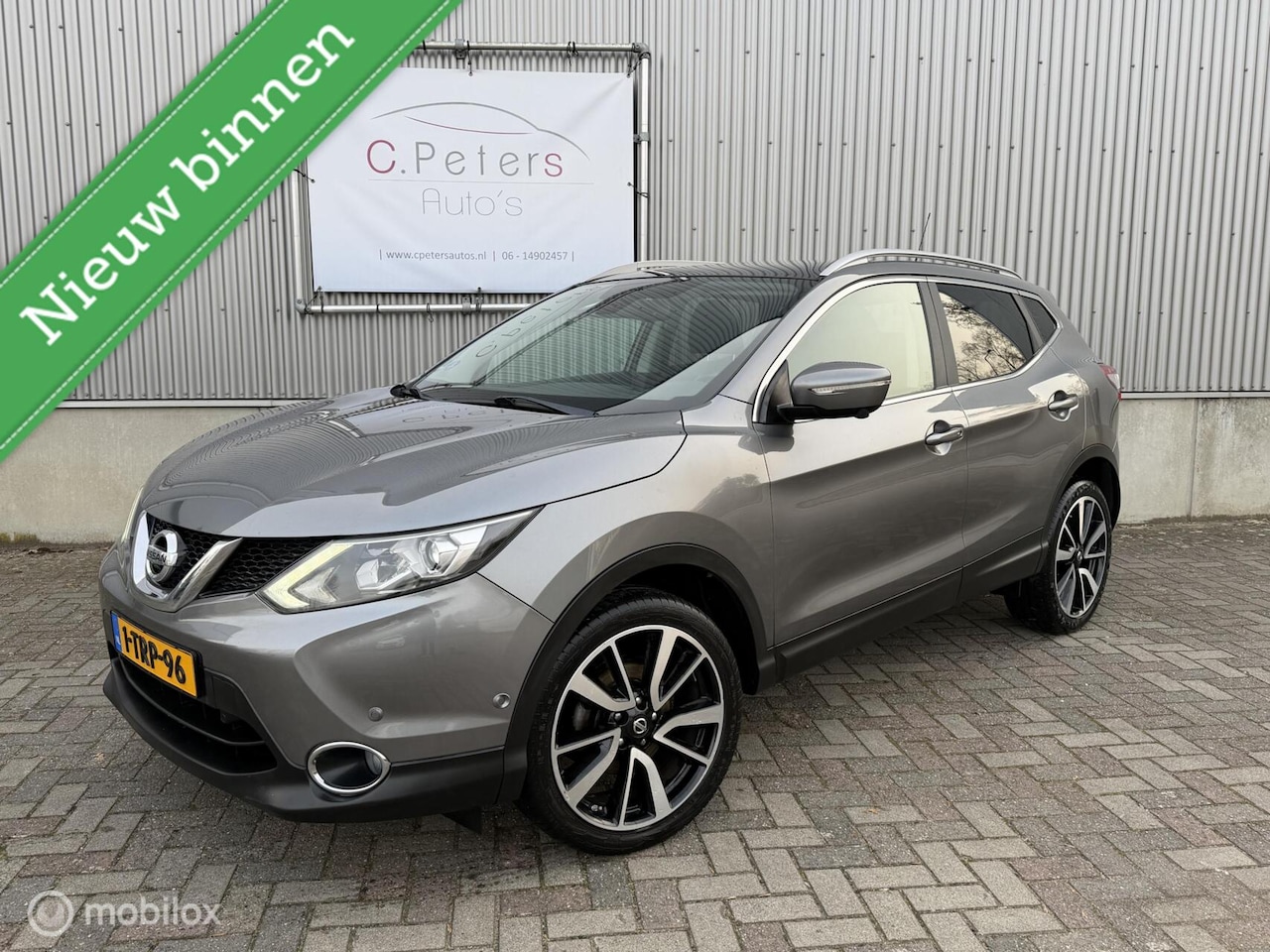 Nissan Qashqai - 1.2 Tekna Full Options / Leer / Panoramadak / Xenon / Stoelverwarming / DAB / 19” / NAP - AutoWereld.nl