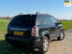 Hyundai Tucson - 2.0i Style | Facelift | Leer | Lichte schade