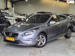 Volvo V40 - 2.0 D4 R-Design 1ste Eig. Dealer Ond. 190 PK NL Auto Nap