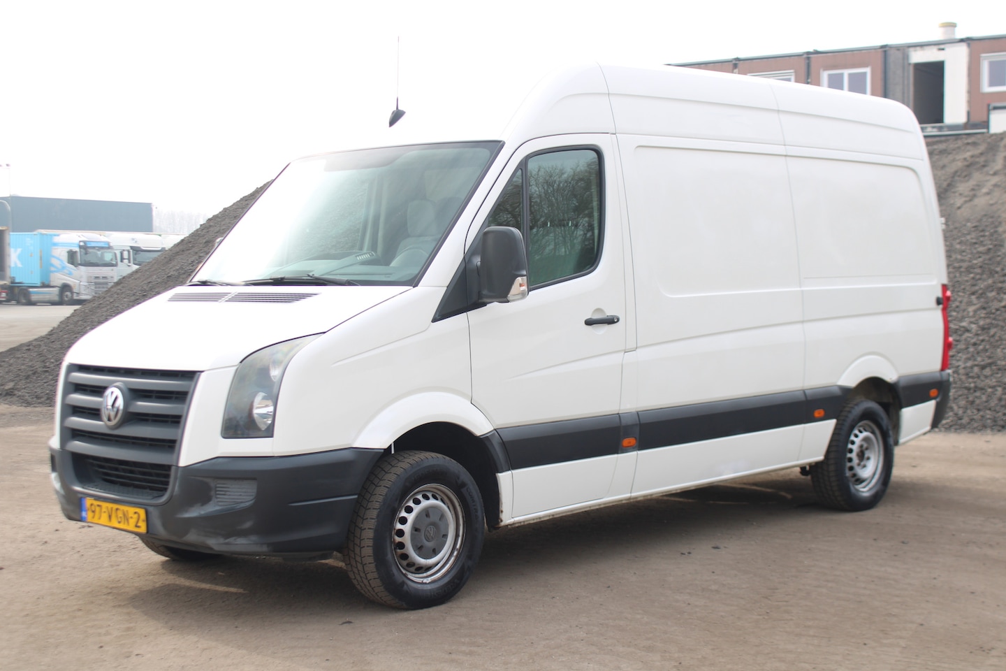 Volkswagen Crafter - 35 2.5 TDI L2H2 DC Trendline 35 2.5 TDI L2H2 DC Trendline - AutoWereld.nl