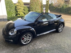 Volkswagen Beetle Cabriolet - 1.2 TSI Design BlueMotion