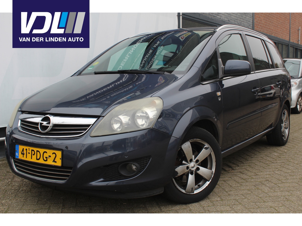Opel Zafira - 1.8 111 years Edition Trekhaak l Airco l Parkeer sensoren voor en achter l Cruise control - AutoWereld.nl