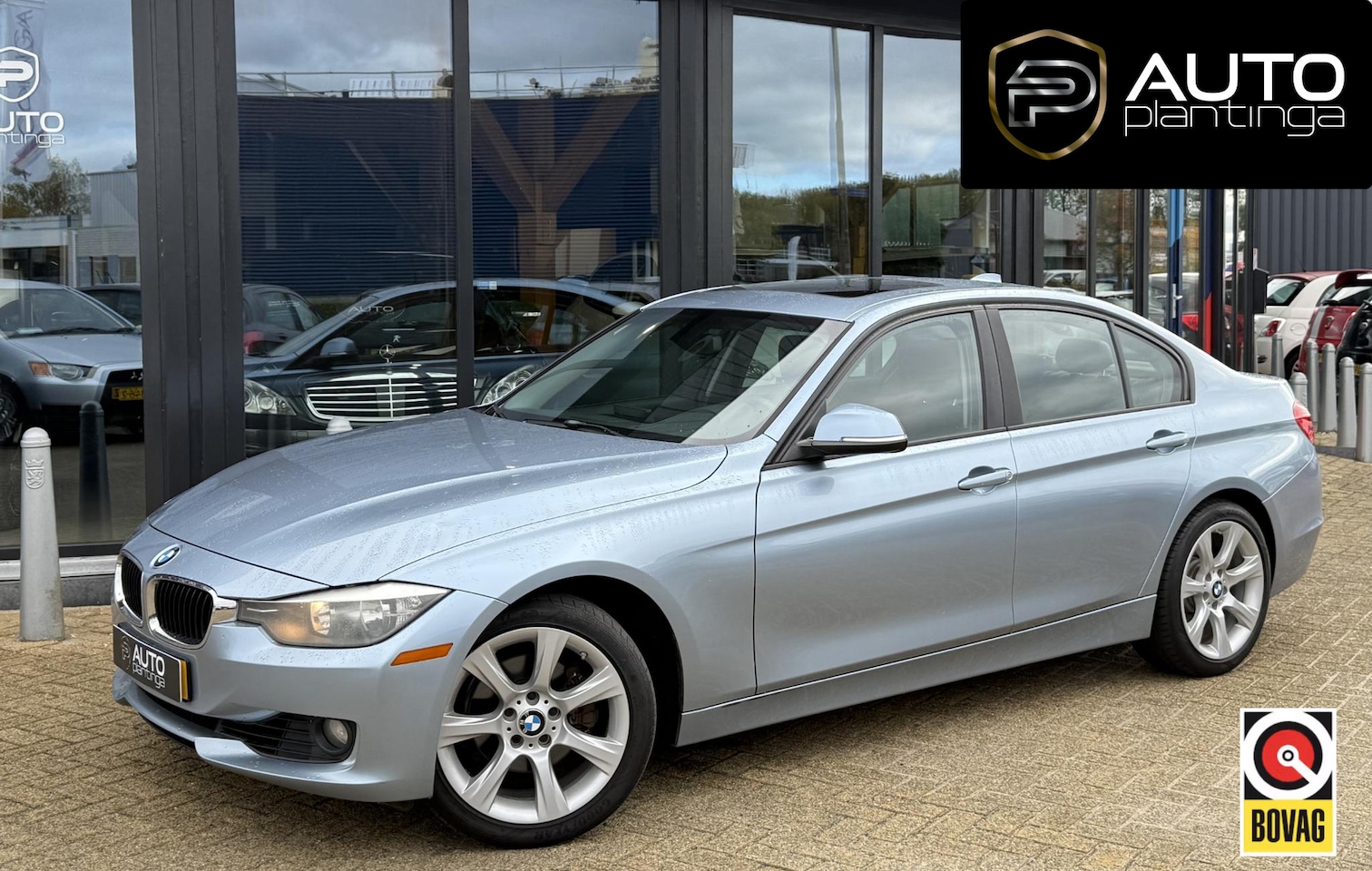 BMW 3-serie - 328i xDrive High Executive 245PK | Automaat | Elektrisch Glazen Schuif-/Kanteldak | Memory - AutoWereld.nl