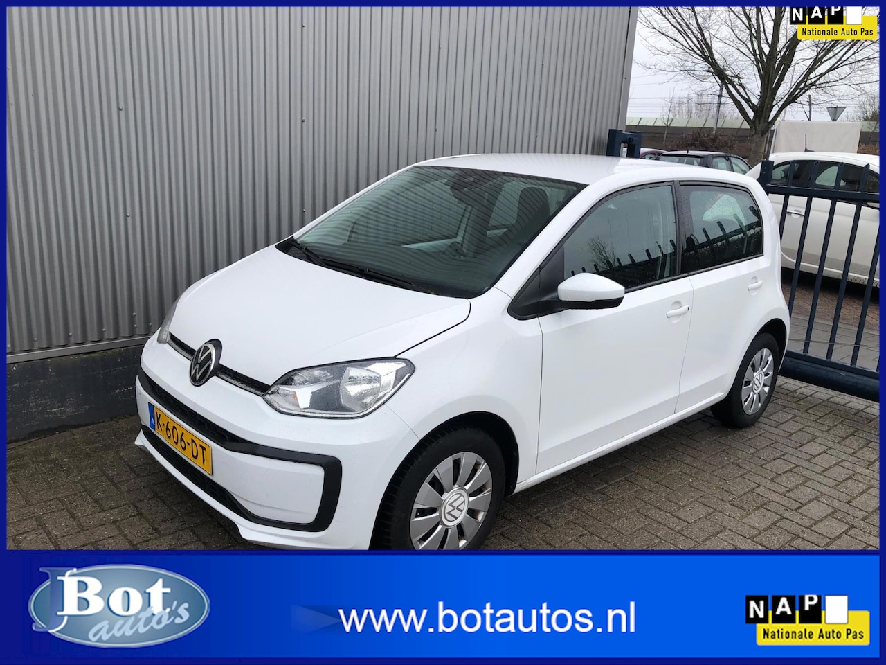 Volkswagen Up! - 1.0 BMT move up! 1E EIG / AIRCO / BLUETOOTH / ZUINIG / - AutoWereld.nl